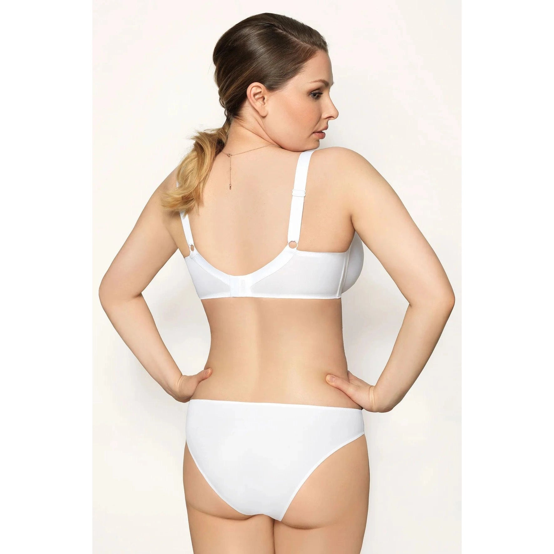 Virginia Spacer Bra in white