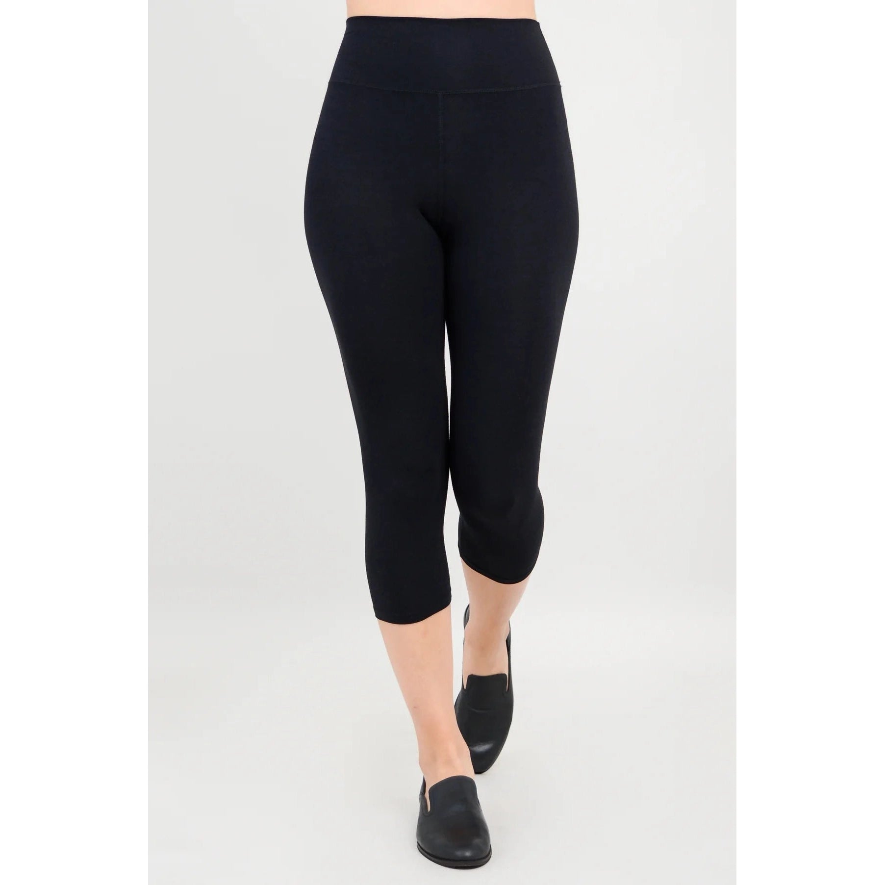 Blue Sky Riley Capris in Black shown on a model against a white background, from the front view.