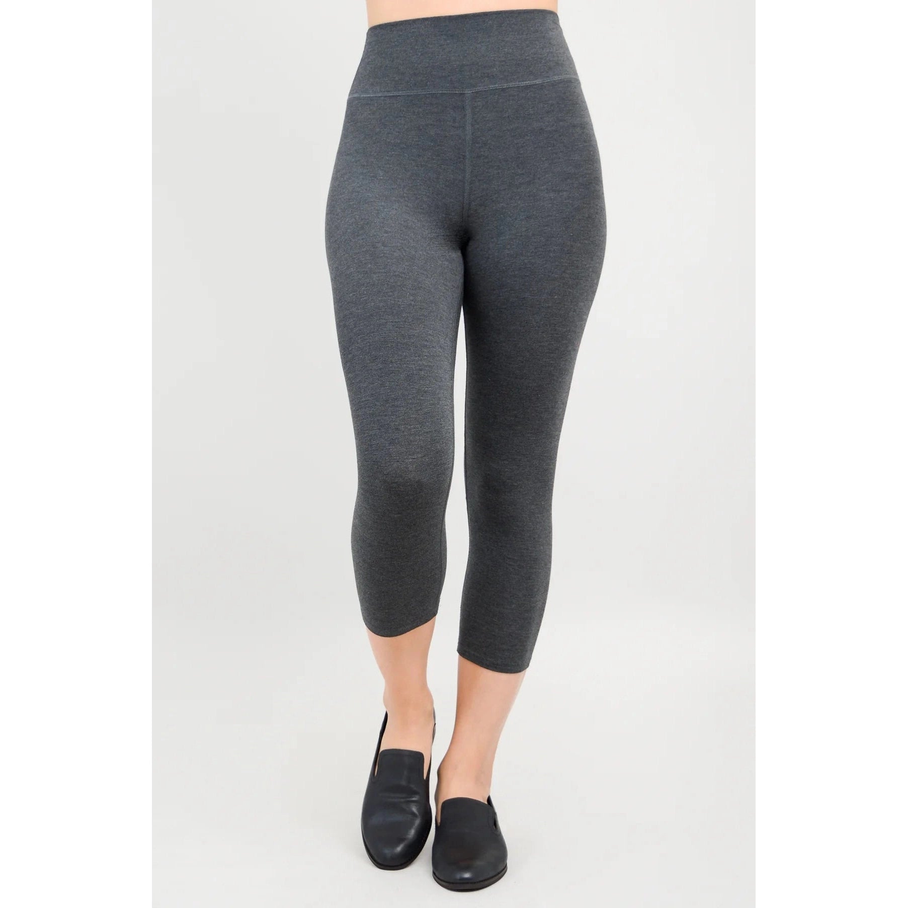 Blue Sky Riley Capris in Graphite shown on a mode against a white background, from the front view.