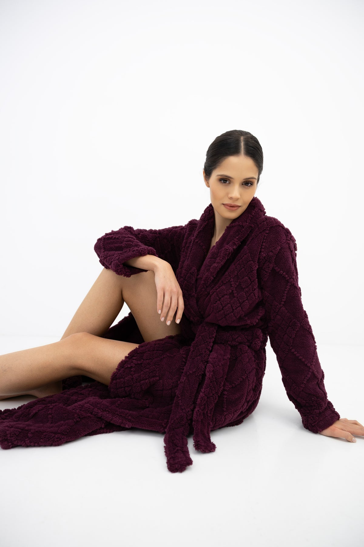 Sensis Rosira Cozy Robe in deep Burgundy with soft diamond-patterned plush fabric and long sleeves